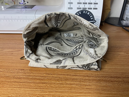 The Jenesis Crossbody Bag Pattern