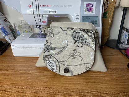 The Jenesis Crossbody Bag Pattern